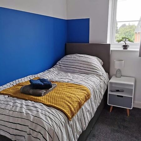 Modern Roomy 3 Bedroom Home برشور المظهر الخارجي الصورة