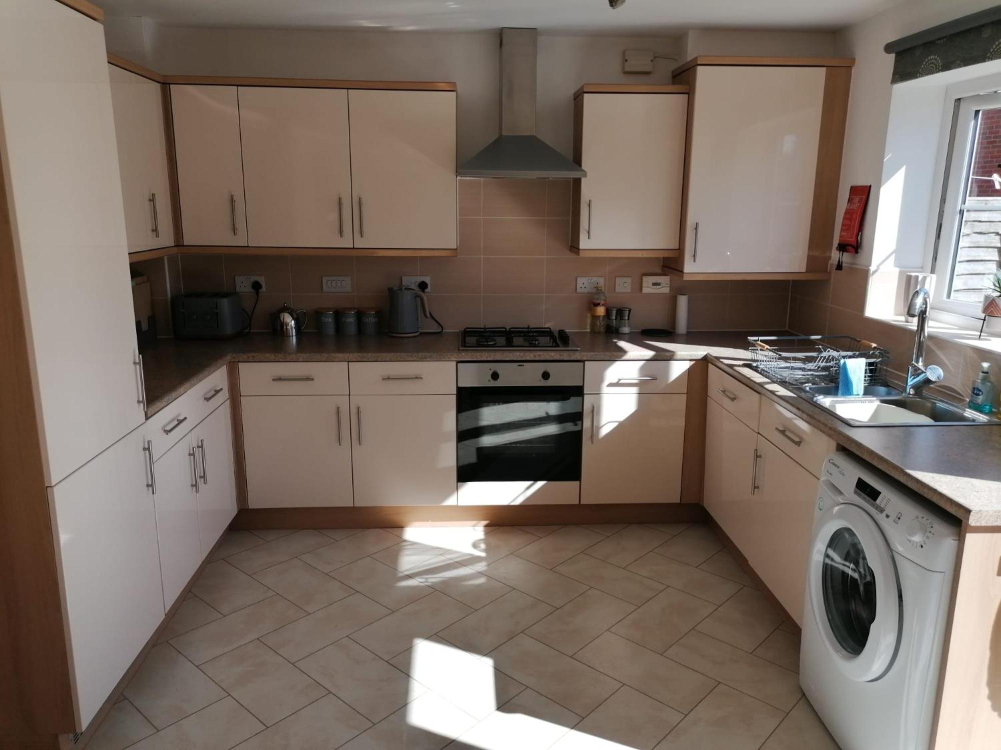 Modern Roomy 3 Bedroom Home برشور المظهر الخارجي الصورة